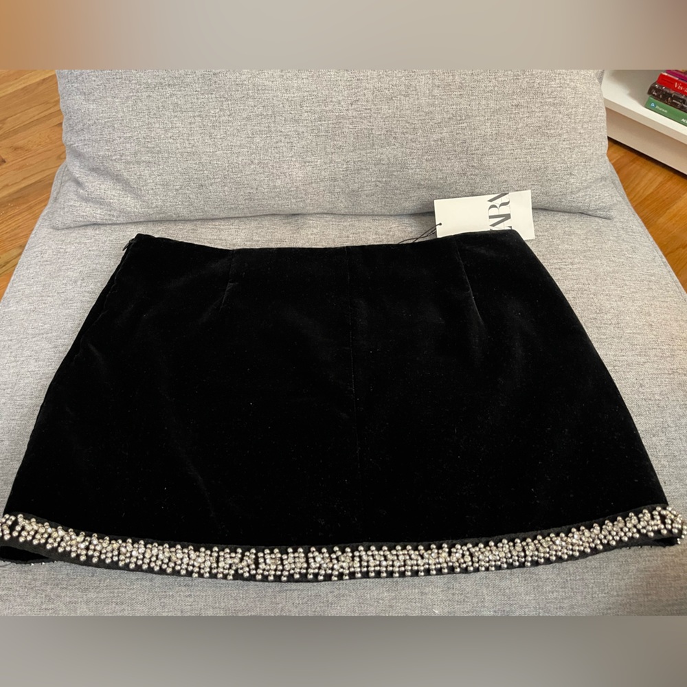 Zara Mini velvet Skirt